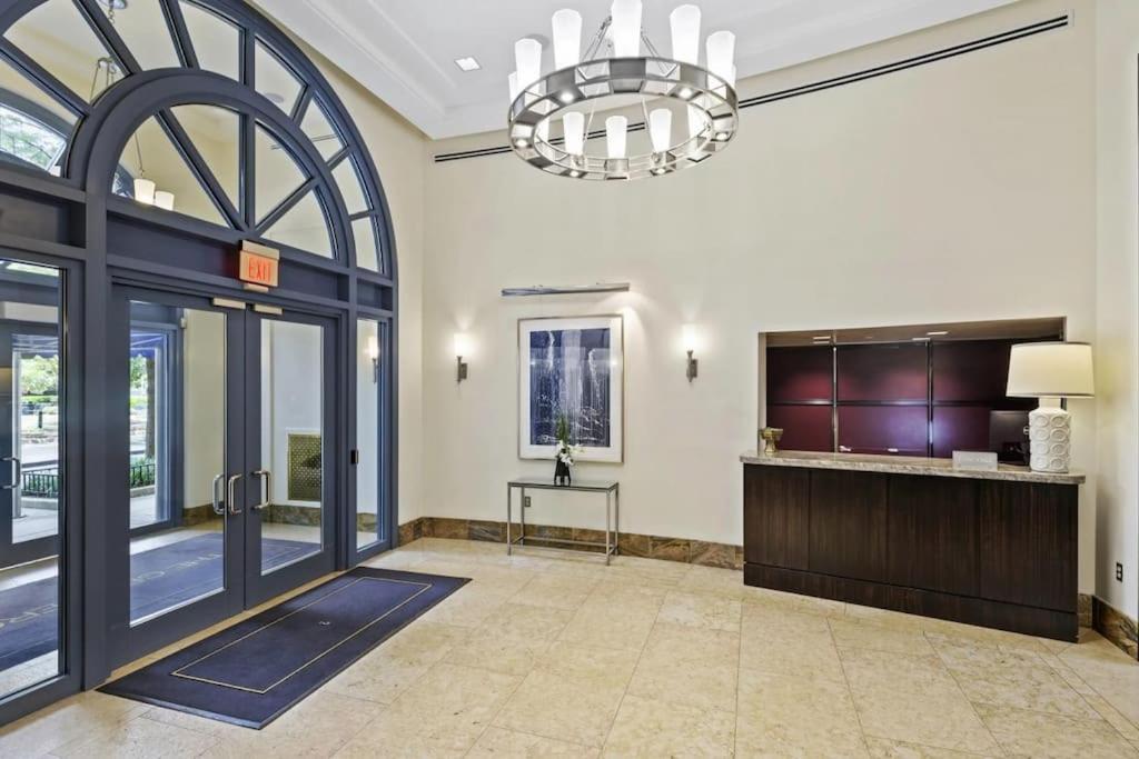 Fantastic 2 Bedroom Condo At Pentagon City Arlington Exterior photo